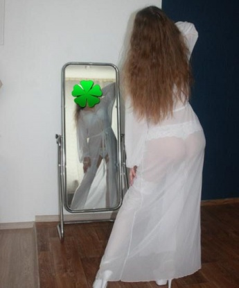 Элитная шлюха с изысканным вкусом и страстным нравом пригласит в гости состоятельного джентльмена для незабываемого времяпровождения. Яркие эмоции и неземной релакс гарантированы. 13282, 45 лет